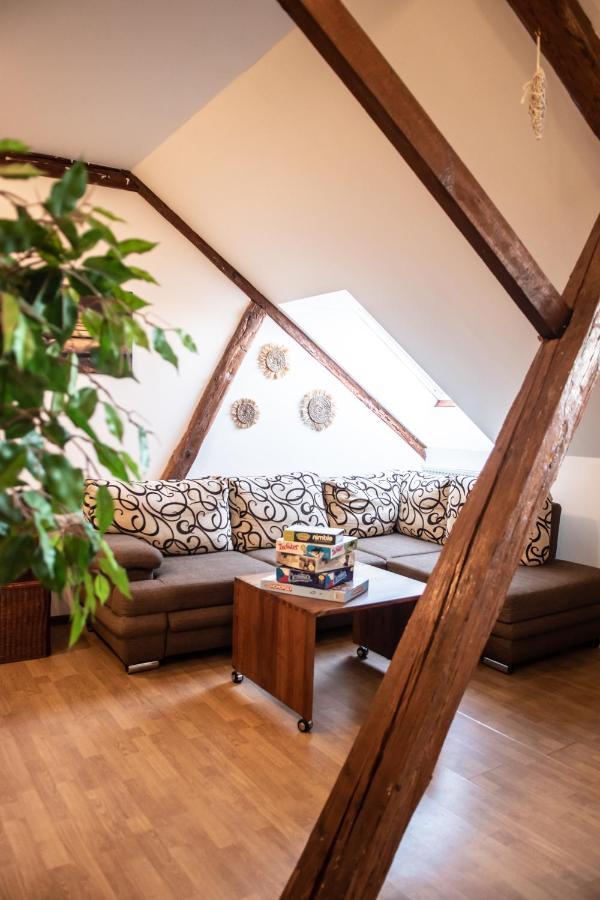 Podkrovni Apartman S Vyhledem Na Namesti Lomnice nad Lužnicí Extérieur photo