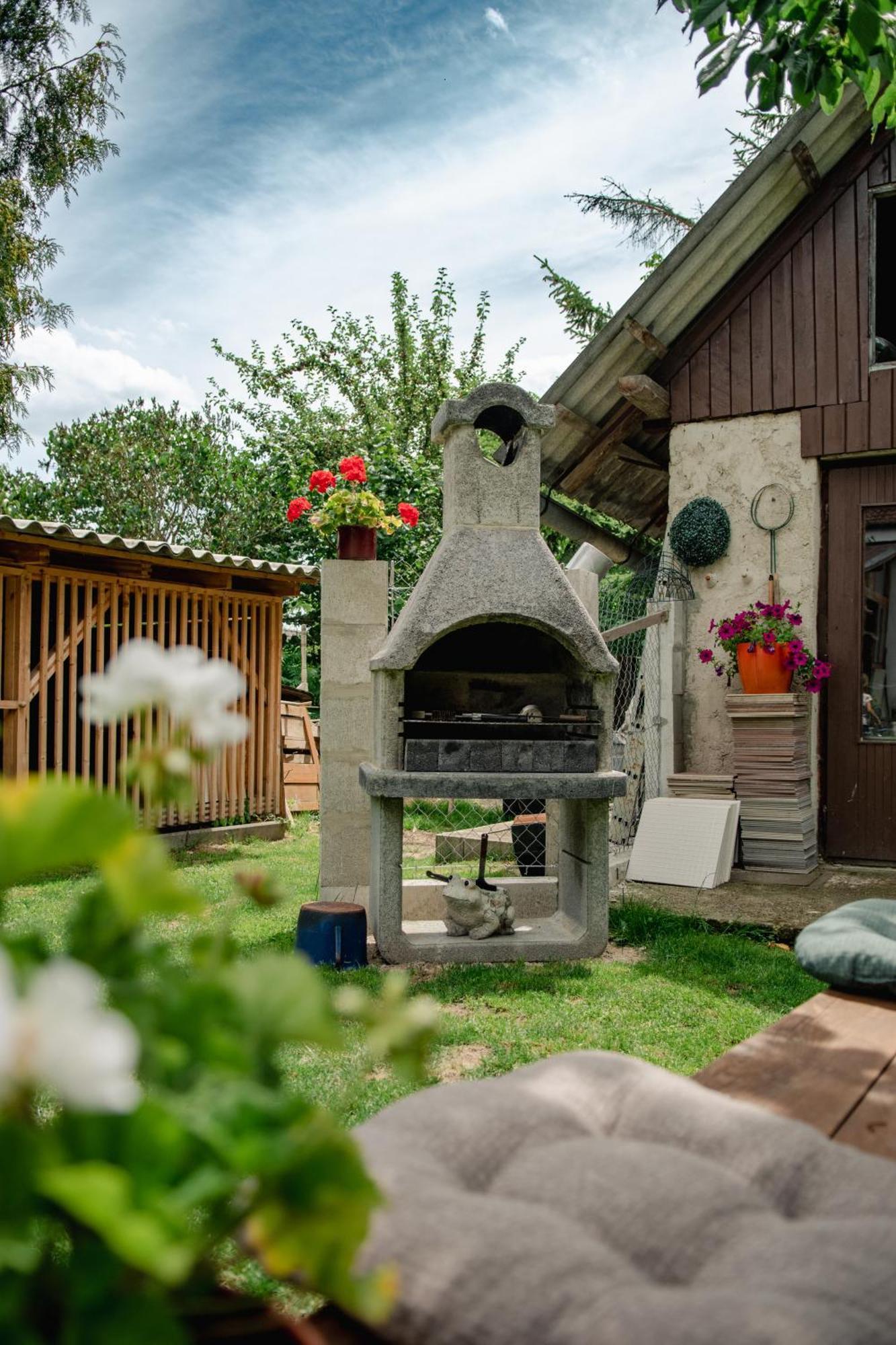Podkrovni Apartman S Vyhledem Na Namesti Lomnice nad Lužnicí Extérieur photo